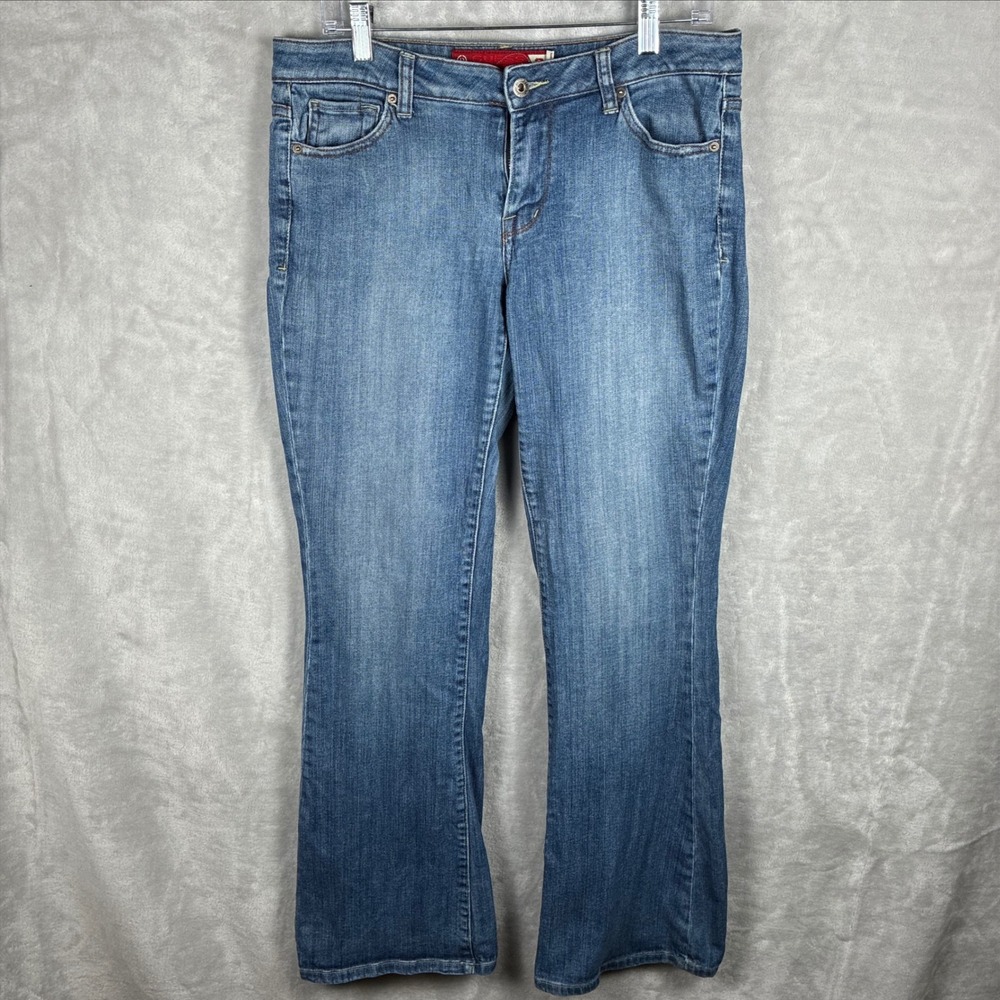 Vintage Guess Jeans Womens 29 Medium Wash Bootcut Denim Pants Embroidered Logo